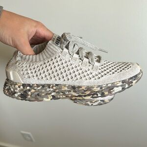 BRAND NEW NOBULL Runners